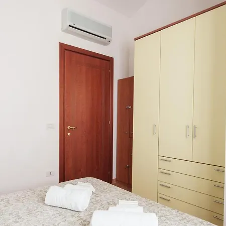 Apartamento Carlotta's House Olbia